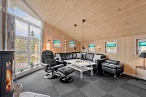 Holiday home with barbeque, sauna & terrace | Pets are welcome - Image 4