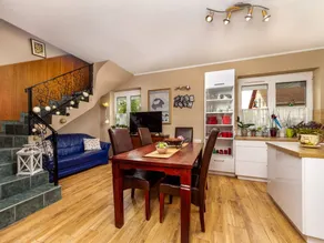 Fully equipped house with private pool, garden & barbecue - Image 4