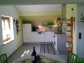 Beautiful flat with pool - Image 5