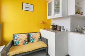 Ajoncs Apartment – Seafront Terrace, Parking, Côte Sauvage - Image 5