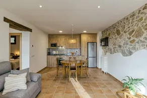 Holiday home with garden, barbeque & terrace | Garden view - Image 4
