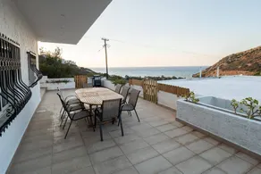 Villa con jacuzzi, jardín y barbacoa | Vistas al jardín - Image 3