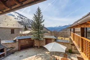 Voll ausgestattetes großzügiges Ferienhaus mit Garten, Grill und Terrasse | Gartenblick | Perfekt für die Arbeit von Zuhause | Haustiere sind willkommen - Image 2
