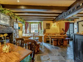 Family-friendly cottage with BBQ & garden | River view | Dogs allowed - Image 5