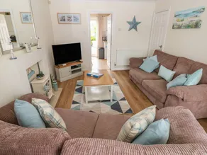 Cottage adapté aux familles avec jardin et terrasse | Vue plage - Image 4