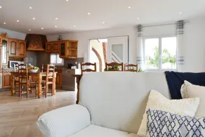 Appartement avec jardin | Vue plage | Adapté au travail à distance - Image 3
