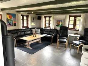 House with BBQ, terrace & sauna - Image 2