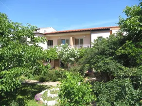 Charming dedicated room with garden | Close to the beach - Image 2