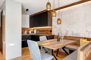 Gradevole appartamento totalmente attrezzato con terrazza e giardino | Vista sulla montagna | Perfetto per il lavoro da remoto - Image 4