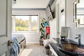 Chambre chez l'habitant avec terrasse et jardin - Image 2