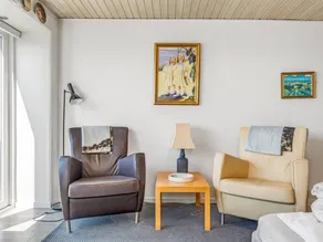 Holiday apartment with terrace - Image 4