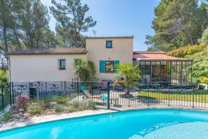 Gîte near Aix and Marseille with Pool - Image 3