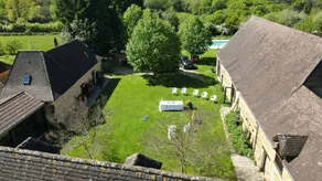 Holiday home with garden, private pool & BBQ | City view - Image 3