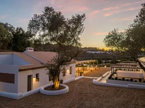 Holiday home with terrace, garden & private pool - Image 5
