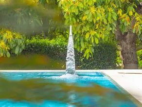 Cottage with barbeque, private pool & garden | Mountain view - Image 3