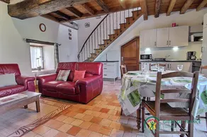 Gite with terrace, BBQ & garden - Image 4