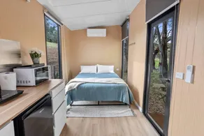 Serene Tiny House with Fire Pit in McLaren Vale, South Australia - Image 4