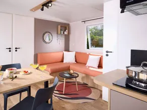 Charming mobile home with terrace & heated pool | Dogs allowed - Image 5
