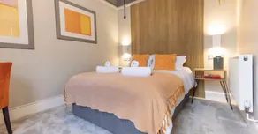 Apartamento con jardín - Image 5