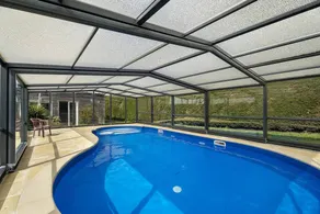 Gîte des Lacs – Le Noisetier: Shared pool, sauna & jacuzzi, private terrace, Wi-Fi - Image 2