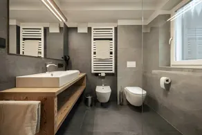 Incantevole appartamento adatto alle famiglie con terrazza, sauna e giardino | Vista sulla montagna | Perfetto per il lavoro da remoto - Image 5