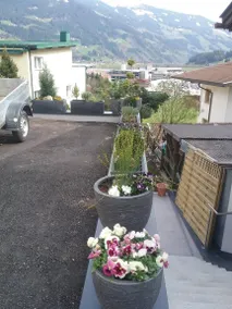 Apartment with garden, terrace & sauna - Image 5