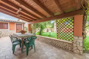 Ferienhaus "Villa Gabri" mit Pool, Garten und Terrasse - Image 4