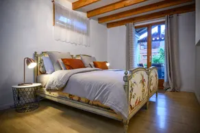 House with private pool, terrace & barbeque - Image 3