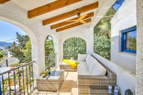 Villa with private pool, terrace & garden | Panoramic view - Image 4