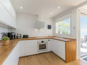 Holiday home with garden, terrace & private pool | Mountain view - Image 3