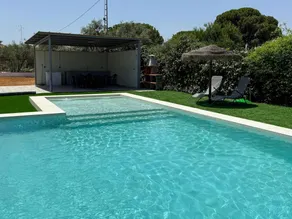 Family-oriented wonderful house with barbecue, terrace & private pool | Pets allowed - Image 4