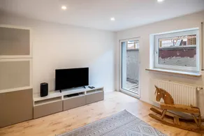 Holiday Apartment 'Im Tal Der Liebe' with Private Terrace, Shared Garden and Wi-Fi - Image 2