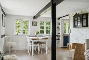 Holiday home with barbecue, garden & terrace | Suitable for remote work - Image 3