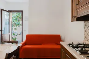 Holiday home with barbeque & terrace | Garden view - Image 4
