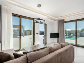New Villa Luna with Private Pool Ping Pong and BBQ 1km from the beach - Image 4