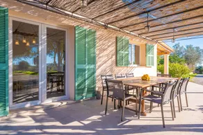 Villa with barbecue, terrace & private pool - Image 5