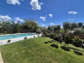 Fully equipped gite with garden, BBQ & jacuzzi - Image 2