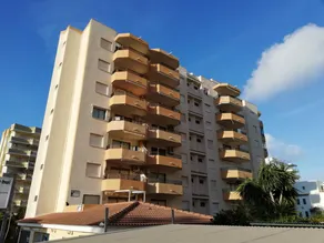 Holiday apartment with terrace, pool & garden - Image 3