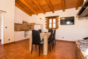 Atractiva casa con barbacoa, terraza y jardín | Admite perro - Image 5