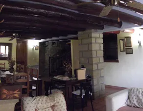 Country House 'El Rey' with Mountain View, Private Garden and Wi-Fi - Image 5