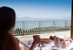 Le Terrazze sul Mare Bio - Agriturismo con ristorante: Chalet in legno - Image 2