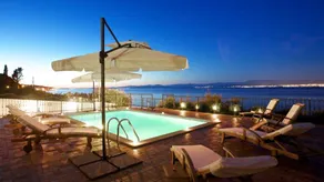 Apartment with garden, pool & barbecue - Image 2