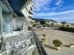 Voll ausgestattetes charmantes Apartment mit Terrasse | Neben dem Strand - Image 3