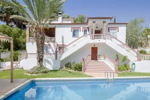 Holiday home with BBQ, terrace & pool | Mountain view - Image 2