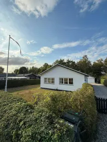 Family-oriented wonderful house with terrace, garden & barbecue | Close to the beach | Good for workation | Pets are welcome - Image 3