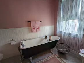 Black Orchid Suite (Black Orchid Room) - Image 3