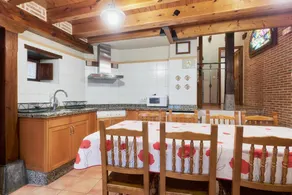 Big holiday home with barbecue, fast internet & garden | Garden view - Image 4