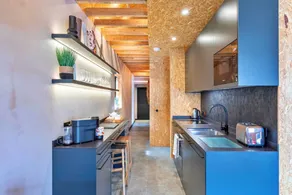 Fully equipped beautiful apartment with garden - Image 3