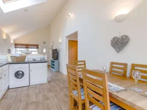 Lodge con jardín - Image 3