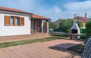 Villa mit Terrasse, privatem Pool und Garten - Image 5